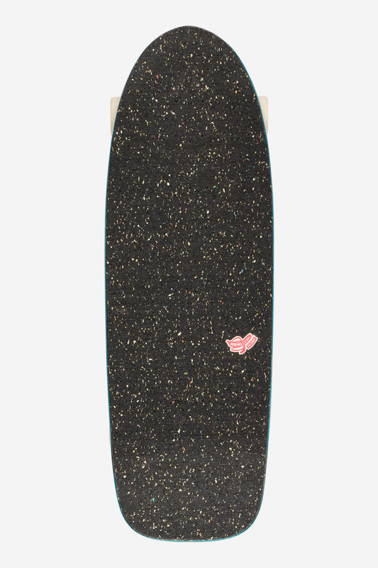 Close up of Walrus Mami Wata 31 deck with black speckle grip and teal edge