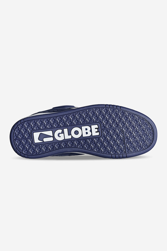 Bottom view of the Fusion - Midnight/White. 