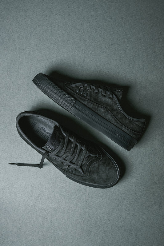 Gillette Dark Ink black suede skate shoe with chunky ribbed outsole and laced upper
