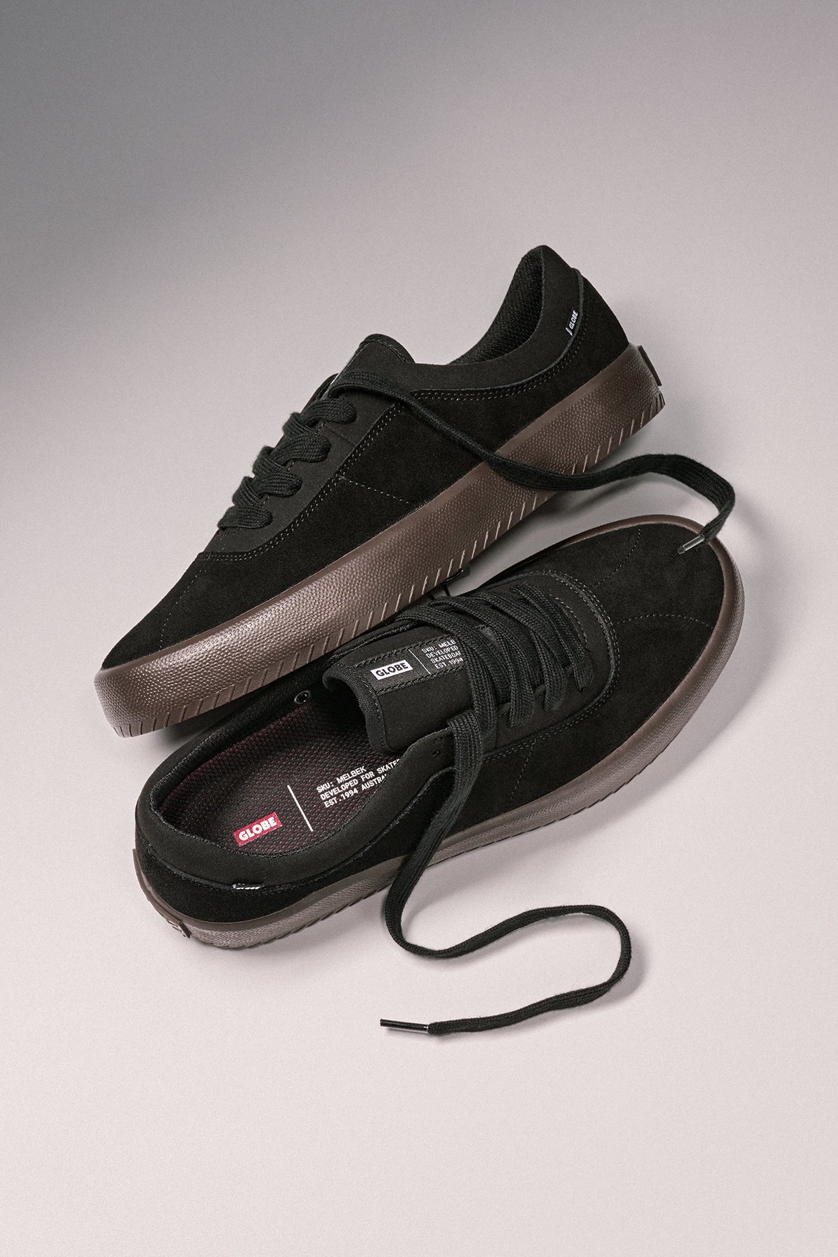 Studio image of the Melbek - Black/Gum. 