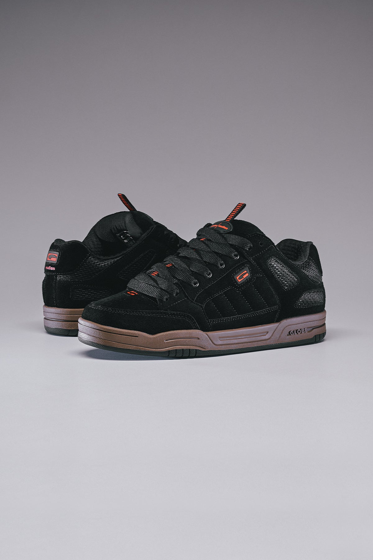 Studio image of the Tilt Prime - Black/Gum. 