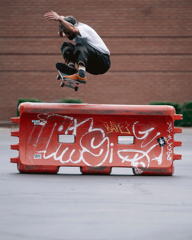 Skate images of the Melbek - Caramel. 