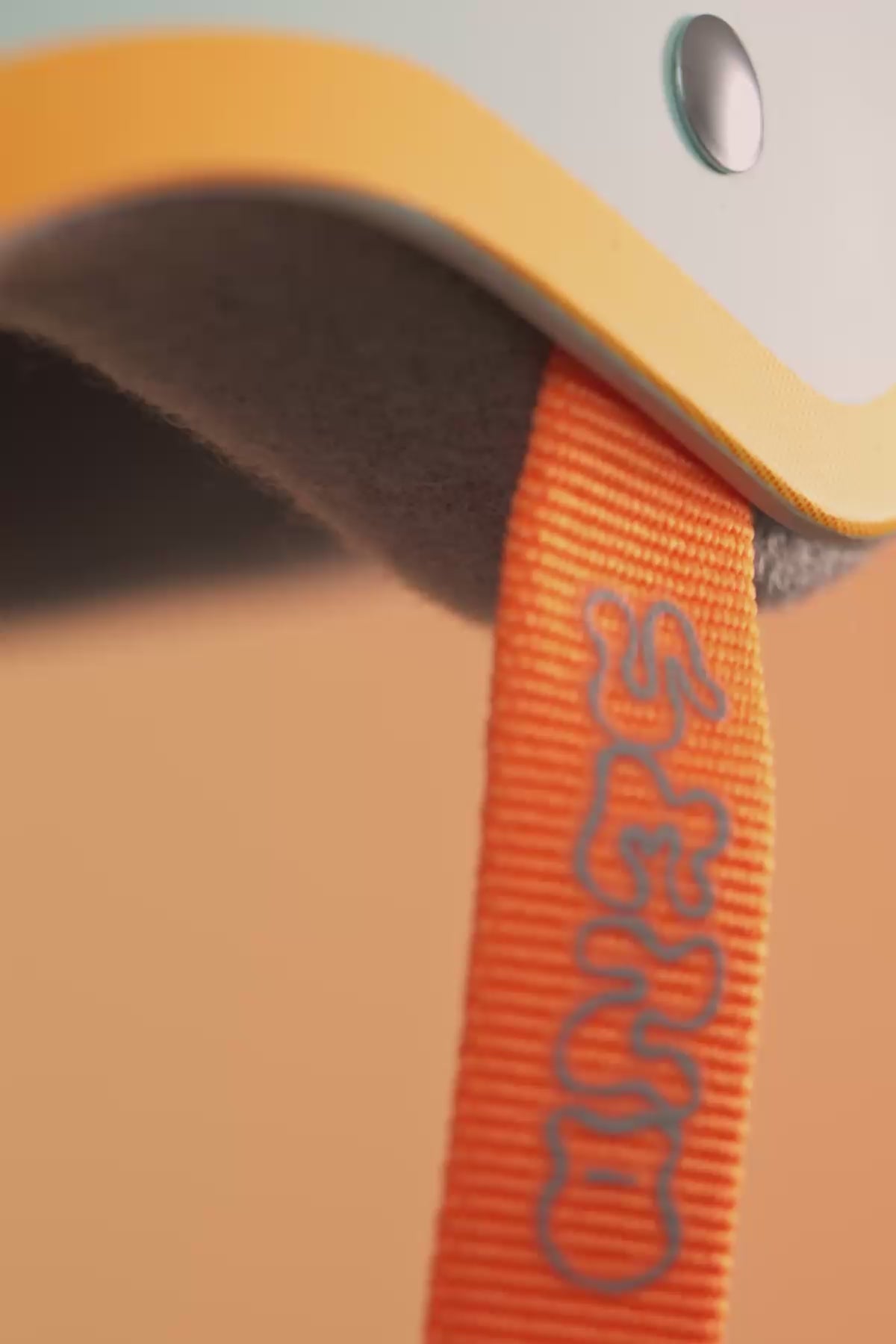 Detail video of the YEPA T-Shell Plus Helmet Icelandic Sun. 