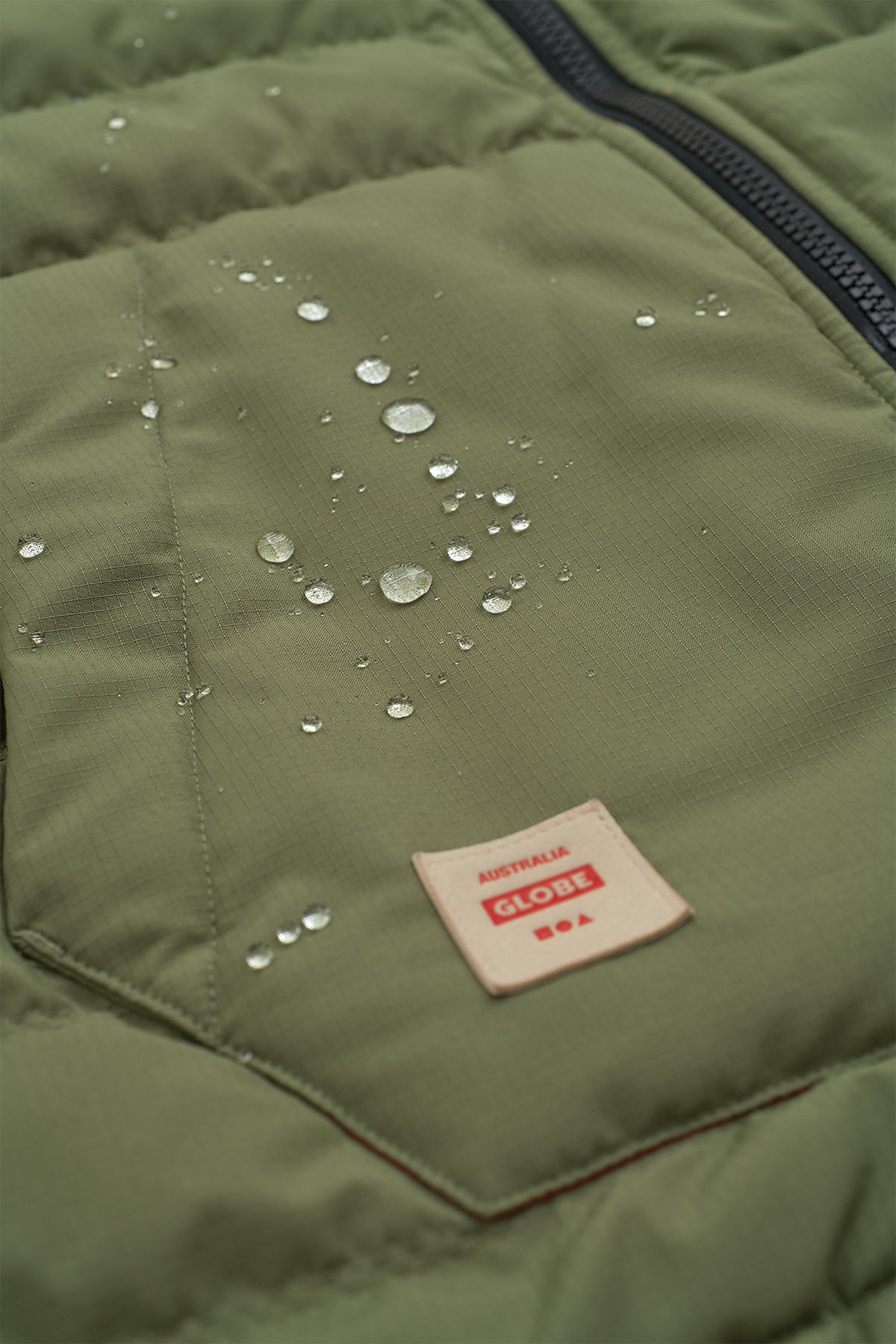 front water resistant of Olive Globe Prime Down Jacket